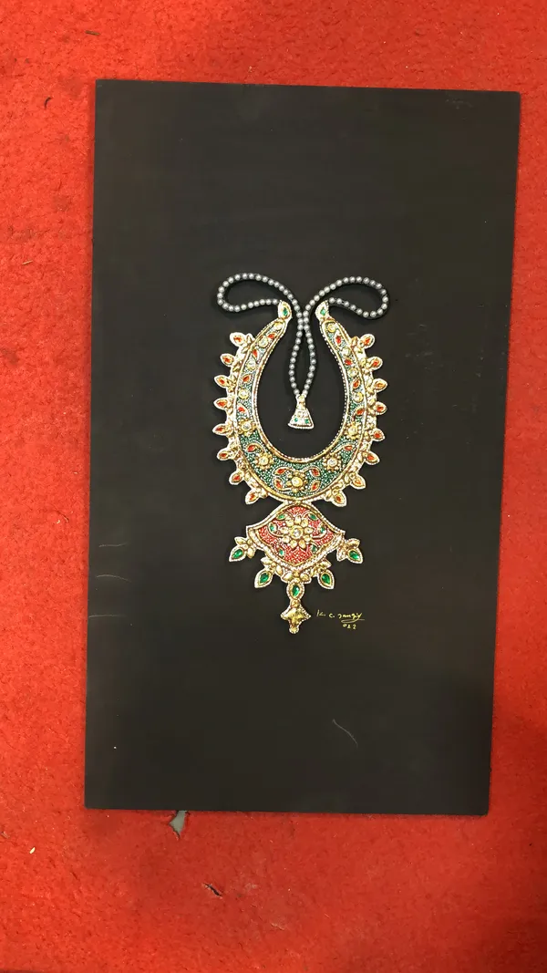 Multicolour_Traditional_Pendant_Necklace_for_Women