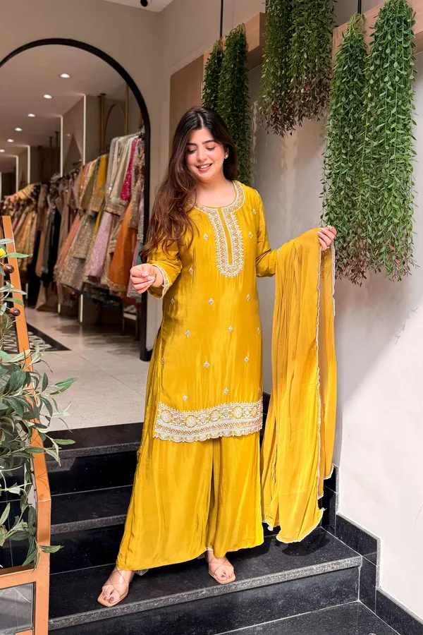 Sherri_Hill-Kurta_Set-yellow