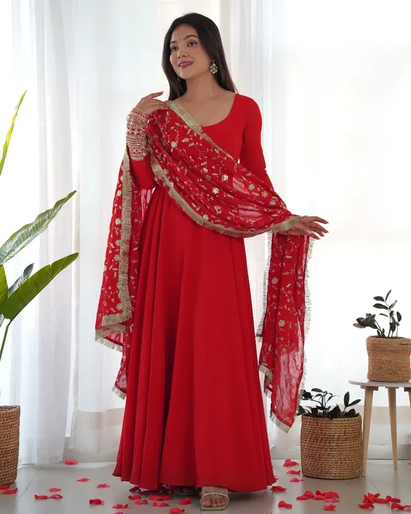 Sherri_Hill-Kurta_Set-RED