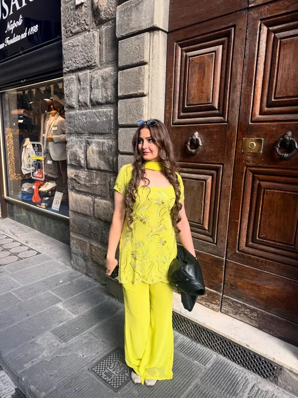 Sherri_Hill-Kurta_Set-YELLOW