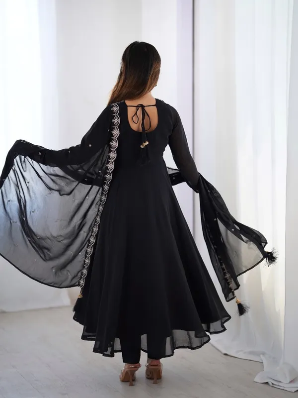 Sherri_Hill-Kurta_Set-BLACK