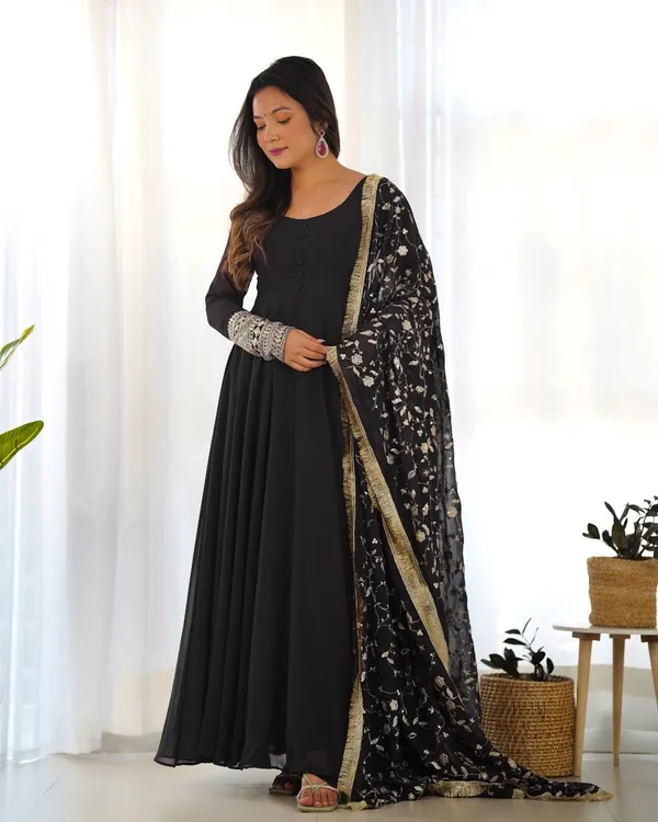 Sherri_Hill-Kurta_Set-BLACK
