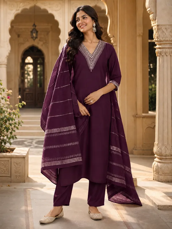 Sherri_Hill-Kurta_Set-WINE