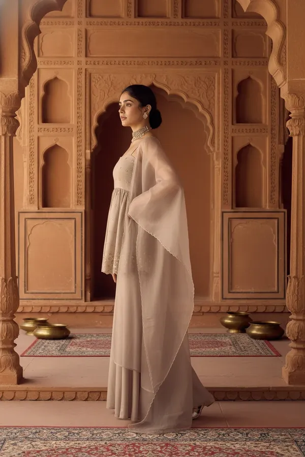Sherri_Hill-Kurta_Set-beige
