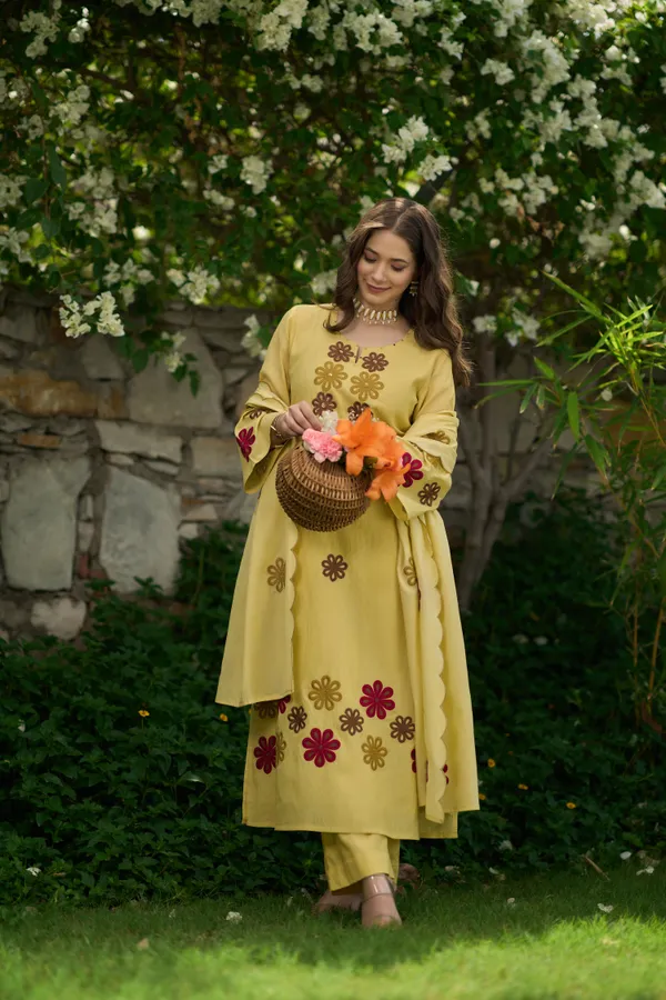 Sherri_Hill-Kurta_Set-YELLOW