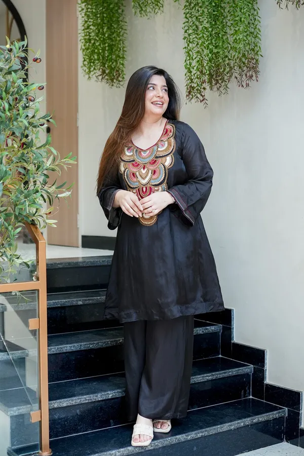Sherri_Hill-Top_and_Pant_Set-BLACK