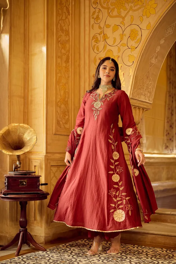 Sherri_Hill-Kurta_Set-RED