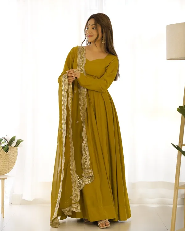 Sherri_Hill-Kurta_Set-MUSTARD