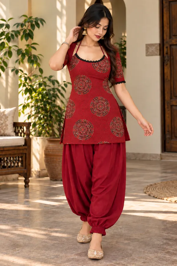 Red_Cotton_Printed_Short_Kurta_Patiala_Set_For_Women
