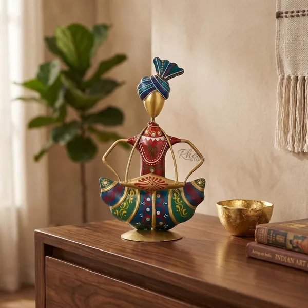 Rajasthani_Musician_Showpiece_With_Dholak