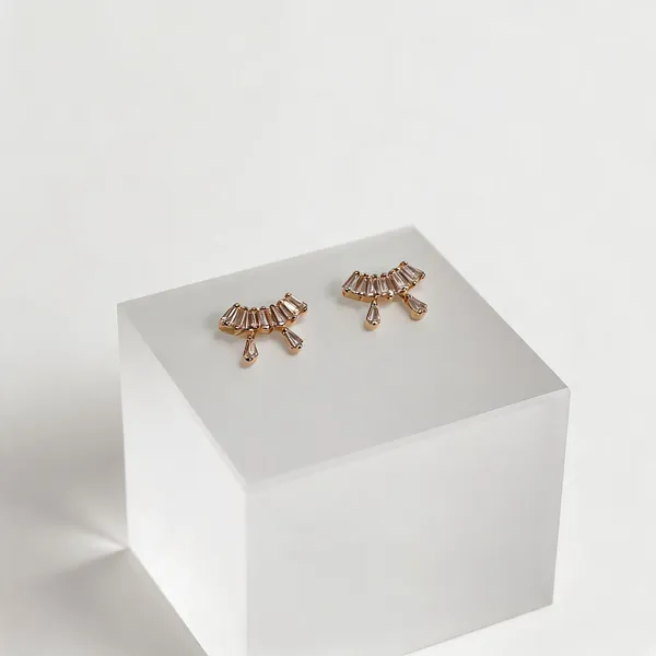 Gold_Tone_Fan_Drop_Stud_Earrings_for_Women