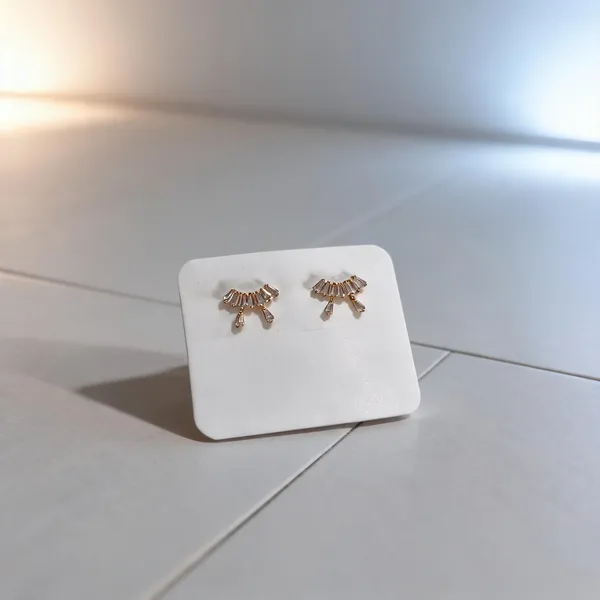 Gold_Tone_Fan_Drop_Stud_Earrings_for_Women