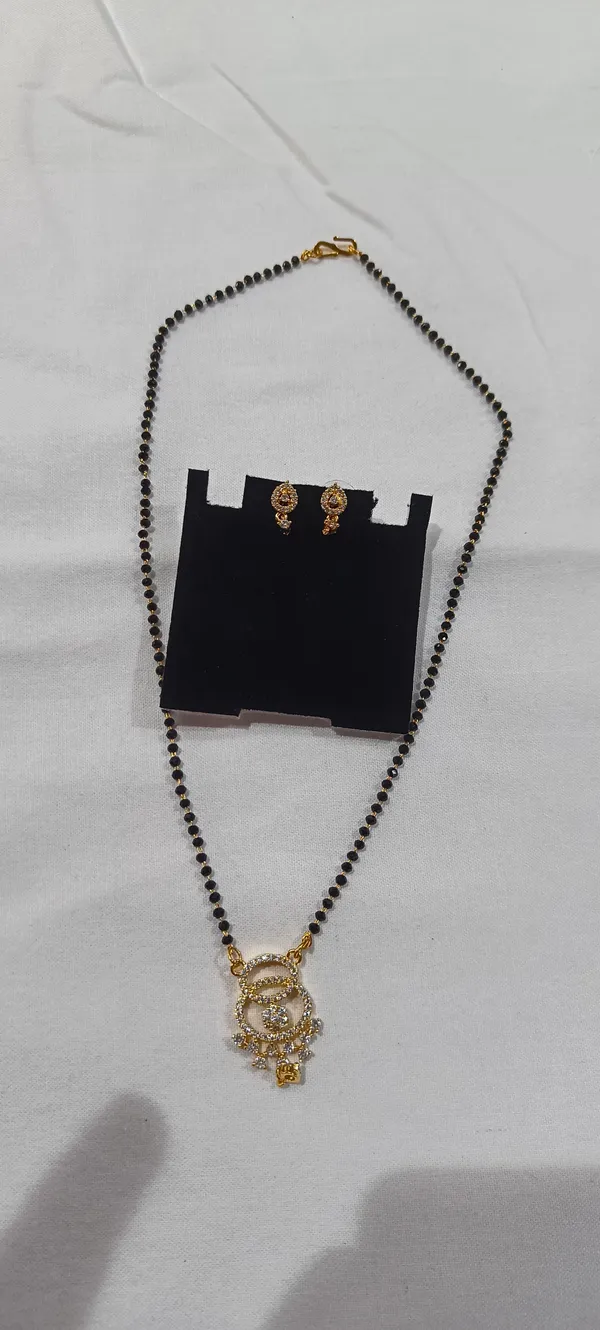 Gold_Tone_Black_Beaded_Mangalsutra_Set_for_Women
