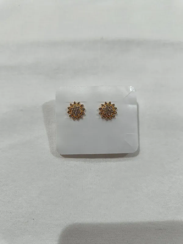 Gold-Toned_Floral_Stud_Earrings_for_Women