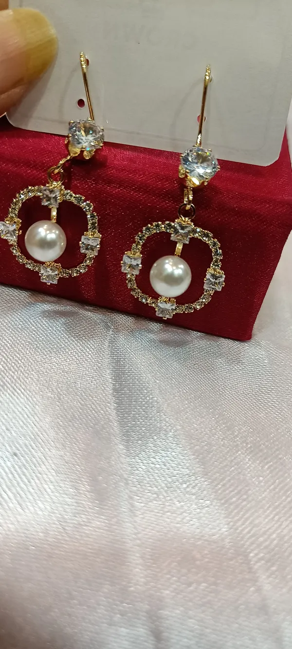 Gold-Toned_Pearl_Drop_Earrings_for_Women
