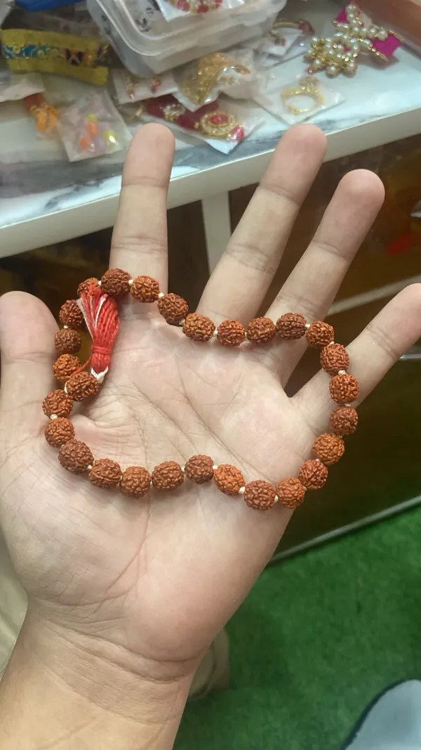 Rudraksha_27_Bead_Prayer_Mala_For_Japa_And_Meditation