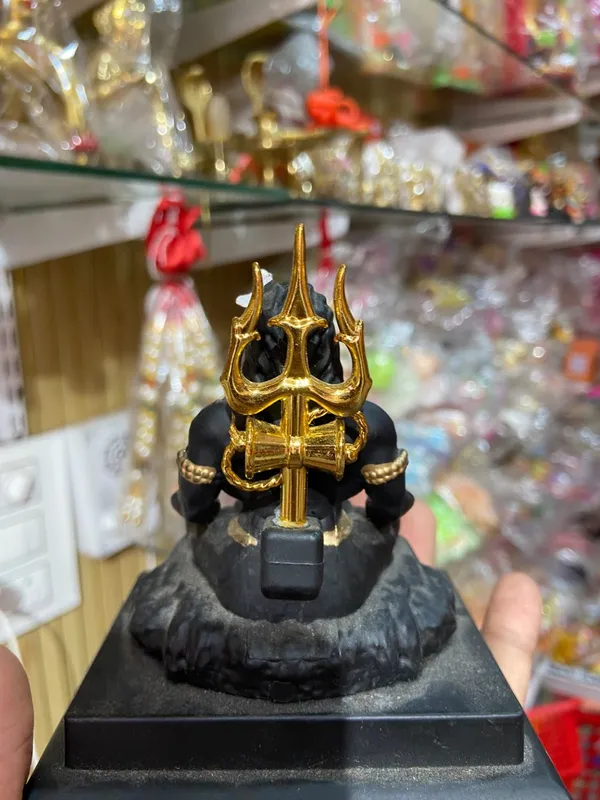 Black_And_Gold_Lord_Shiva_Idol_For_Home_And_Temple