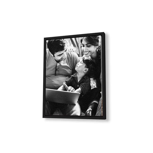 Canvas_Photo_Frame_With_Floating_Profile