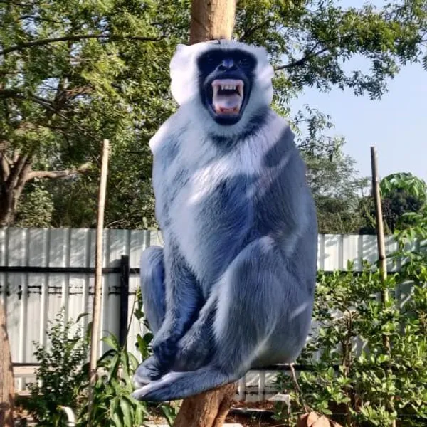 Vinyl_Realistic_Monkey_Cutout_Wall_Sticker