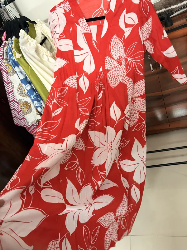 Red_Floral_Printed_Kurta_Pant_Set_for_Women