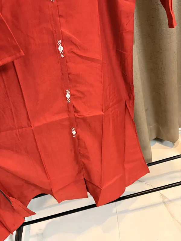 Red_Collared_Long_Kurti_for_Women