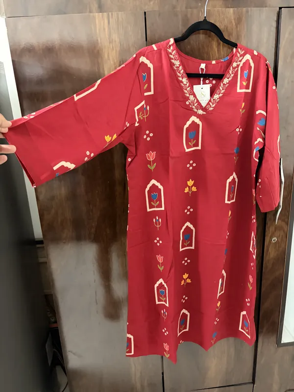 Red_Printed_Straight_Kurta_For_Women