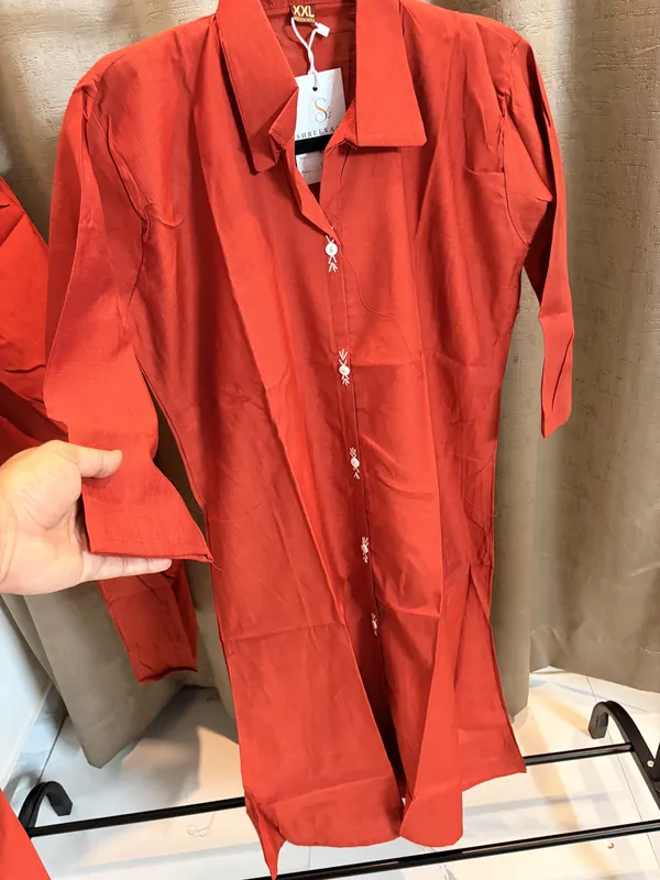 Red_Collared_Long_Kurti_for_Women