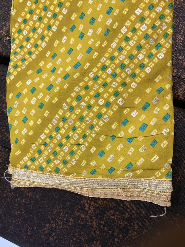 Yellow_Printed_Straight_Kurta_Set_for_Women