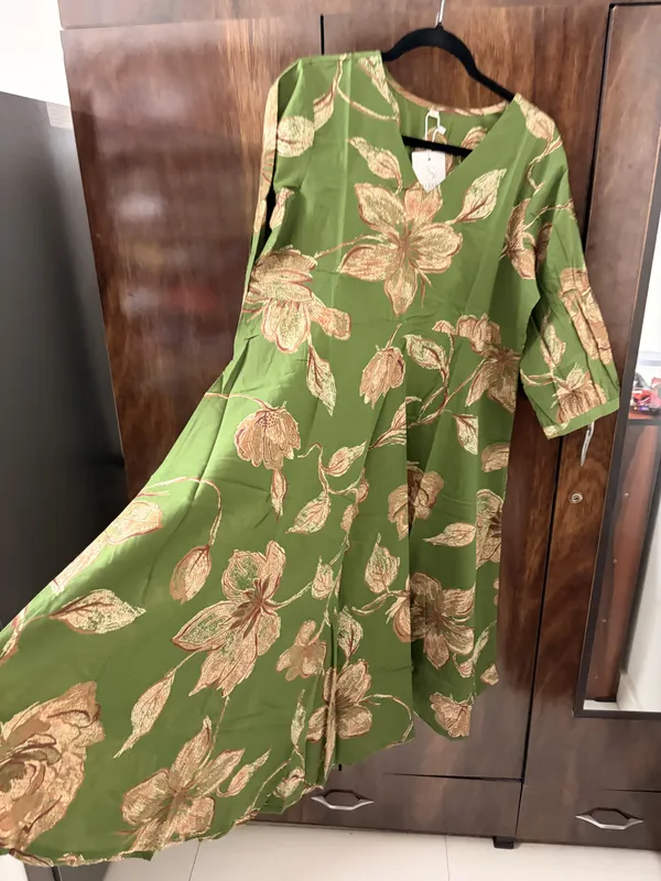 Green_Floral_Print_Flared_Dress_for_Women
