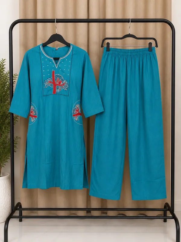 Blue_Cotton_Straight_Kurti_for_Women