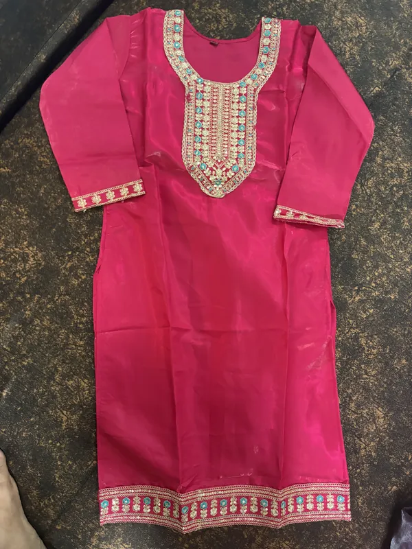 Pink_Embroidered_Straight_Fit_Salwar_Pants_for_Women