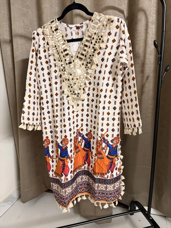 Cream_Printed_Straight_Kurta_Set_for_Women