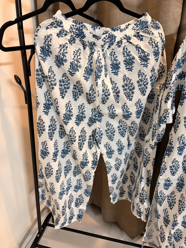 White_Printed_Straight_Kurta_Pant_Set_for_Women