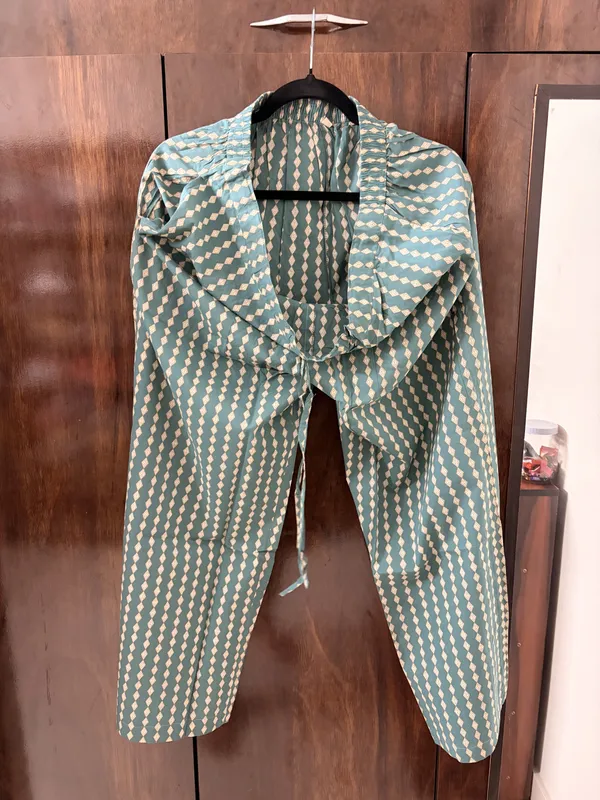 Teal_Floral_Straight_Kurta_For_Women