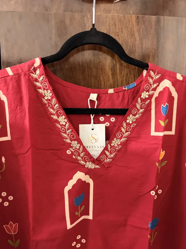 Red_Printed_Straight_Kurta_For_Women