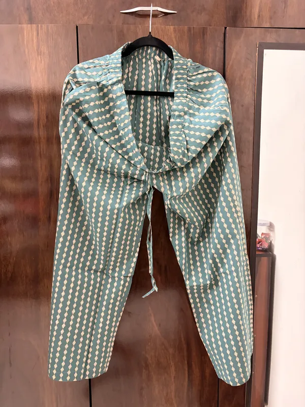 Teal_Floral_Straight_Kurta_For_Women
