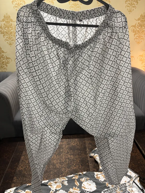 Grey_Printed_Kurta_Set_for_Women