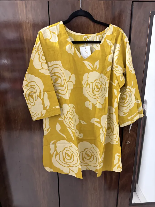 Mustard_Floral_Print_Straight_Kurta_for_Women