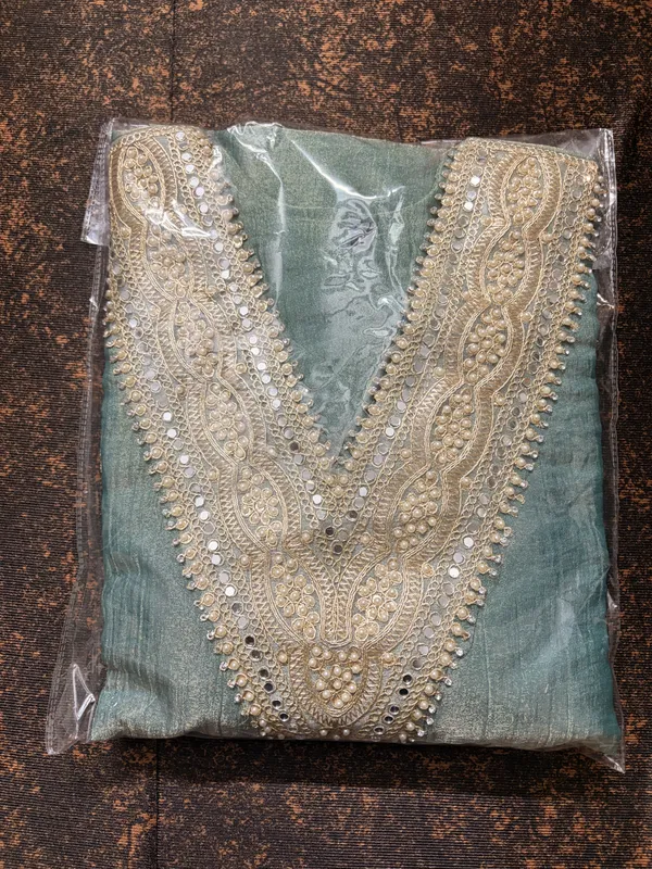Green_Embroidered_Kurta_for_Women