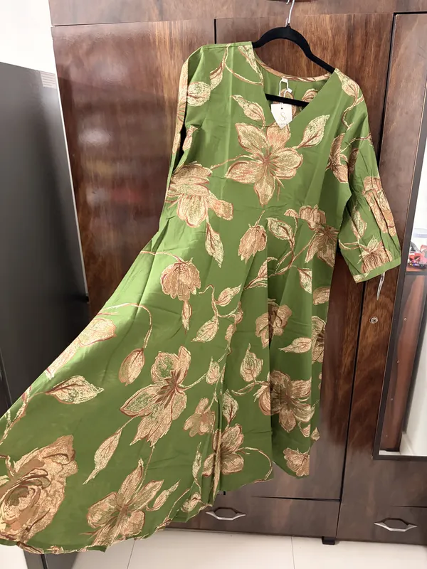 Green_Floral_Print_Flared_Dress_for_Women