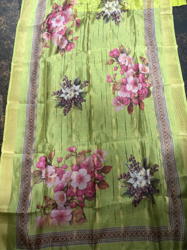 Green_Embroidered_Kurta_Set_for_Women
