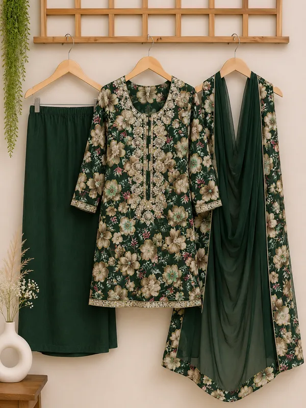 Green_Floral_Straight_Kurta_Set_for_Women