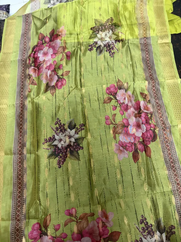 Green_Embroidered_Kurta_Set_for_Women