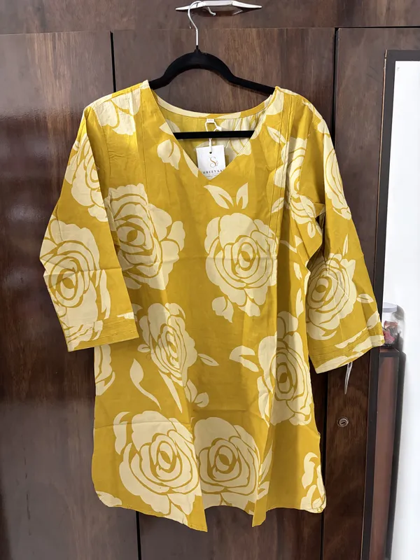 Mustard_Floral_Print_Straight_Kurta_for_Women