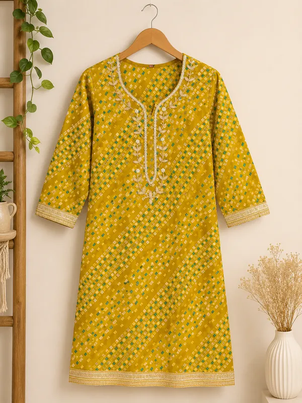 Yellow_Printed_Straight_Kurta_Set_for_Women