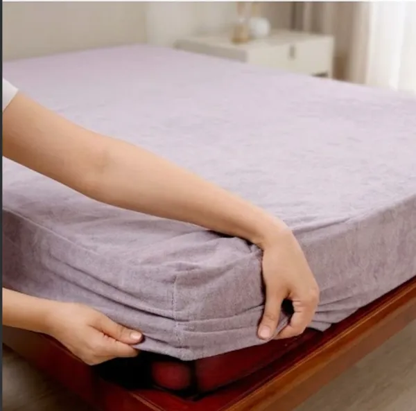 Grey_Solid_Fitted_Mattress_Protector