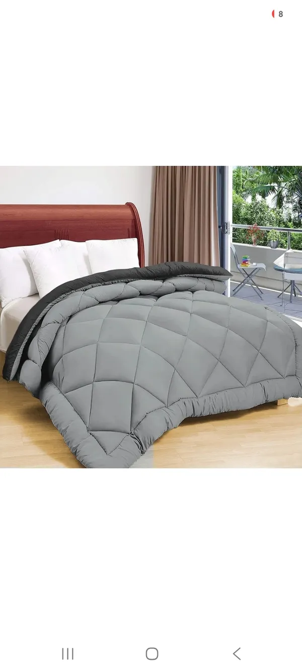 Grey_Quilted_Solid_Pattern_Comforter