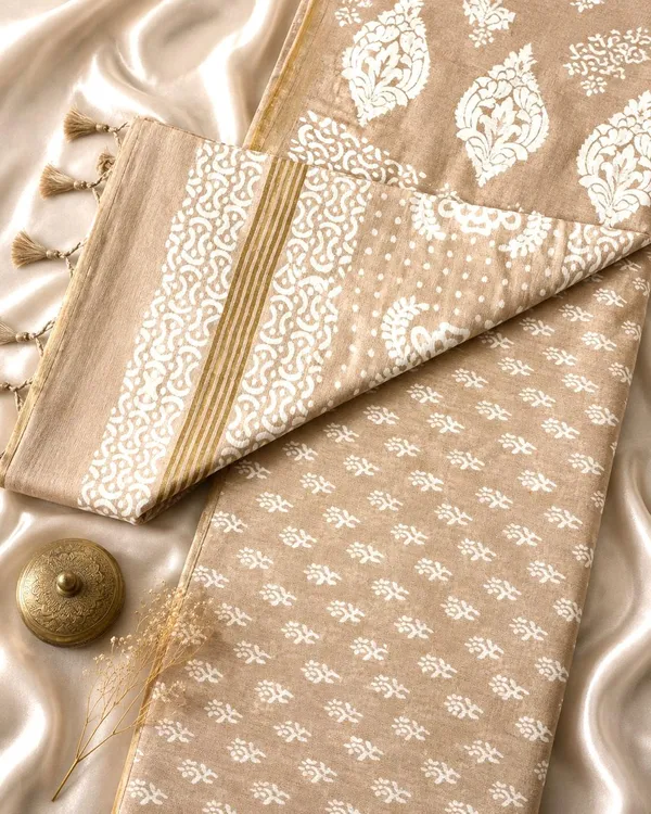 Beige_Sico_Cotton_And_Silk_Saree_With_Blouse_Piece_For_Women