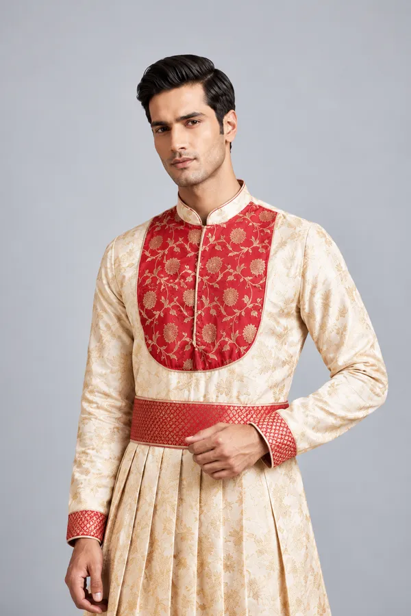 Cream_Peshwai_Angarkha_Outfit