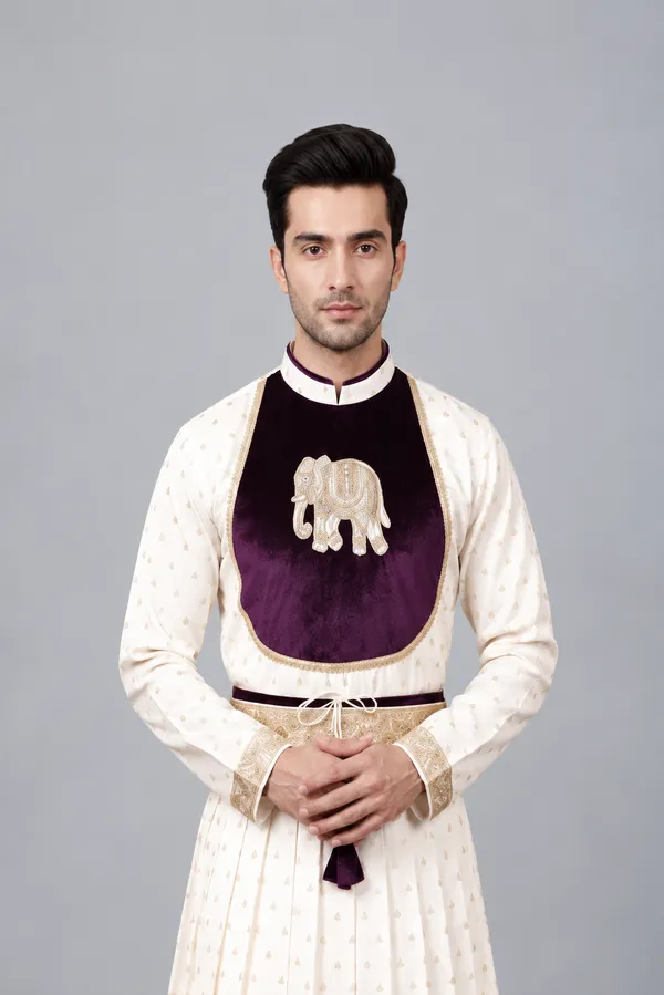 Elephant_Motif_Peshwai_Outfit